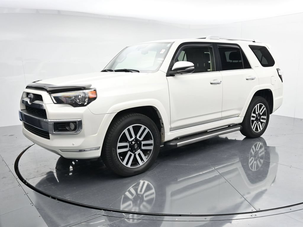 Used 2017 Toyota 4Runner Limited AWD/4WD image 4