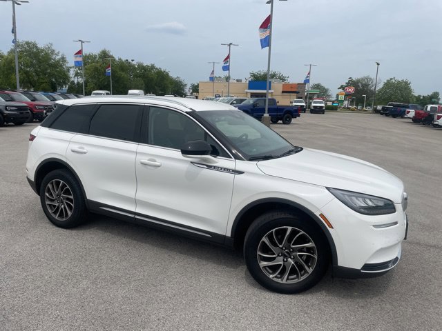 Used 2022 Lincoln Corsair AWD w/ Equipment Group 101A image 2