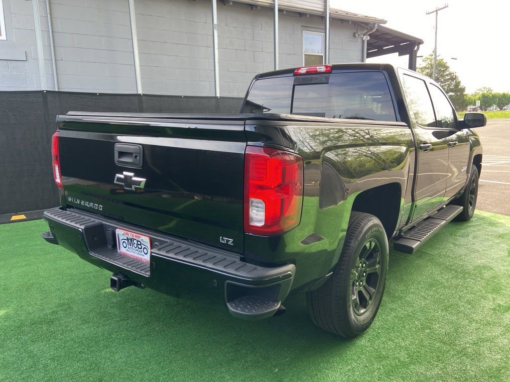 Used 2018 Chevrolet Silverado 1500 LTZ Z71 w/ LTZ Plus Package AWD/4WD image 4