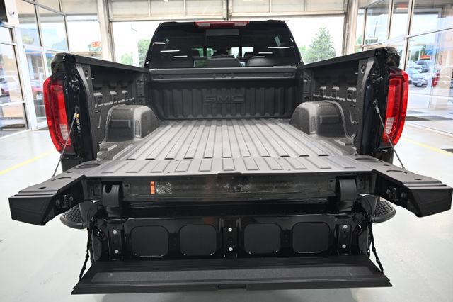 New 2026 GMC Sierra 1500 SLT w/ SLT Premium Plus Package AWD/4WD image 9