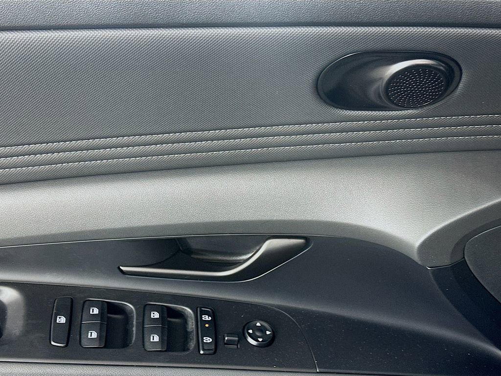 New 2026 Hyundai Elantra Sport image 18