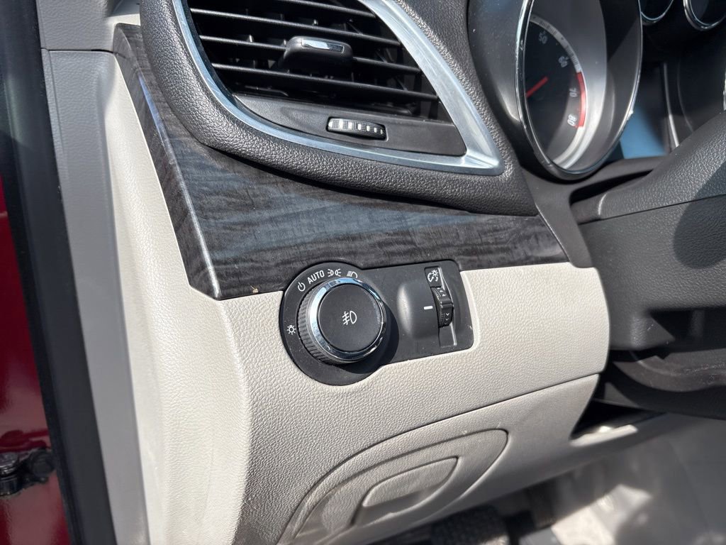 Used 2014 Buick Encore Leather image 11