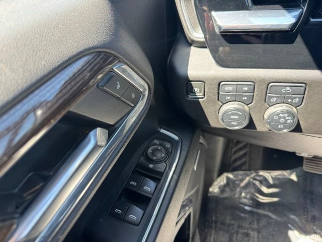 Certified 2024 Chevrolet Silverado 1500 RST w/ Convenience Package II AWD/4WD image 26