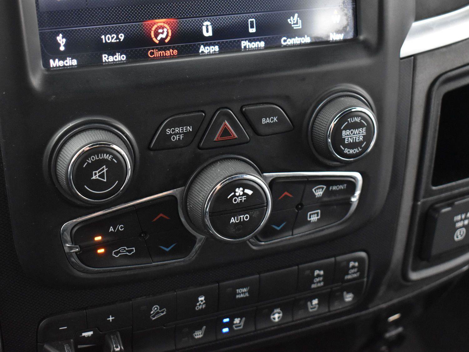 Used 2018 RAM 2500 Power Wagon w/ Leather & Luxury Group image 18