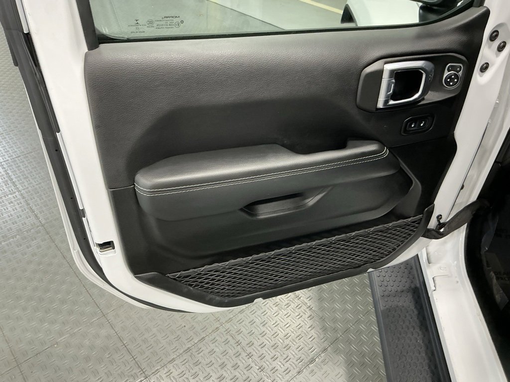 Used 2022 Jeep Wrangler Unlimited Sahara w/ Cold Weather Group image 42