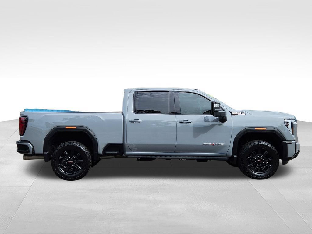 Used 2025 GMC Sierra 3500 AT4 w/ AT4 Premium Plus Package AWD/4WD image 5