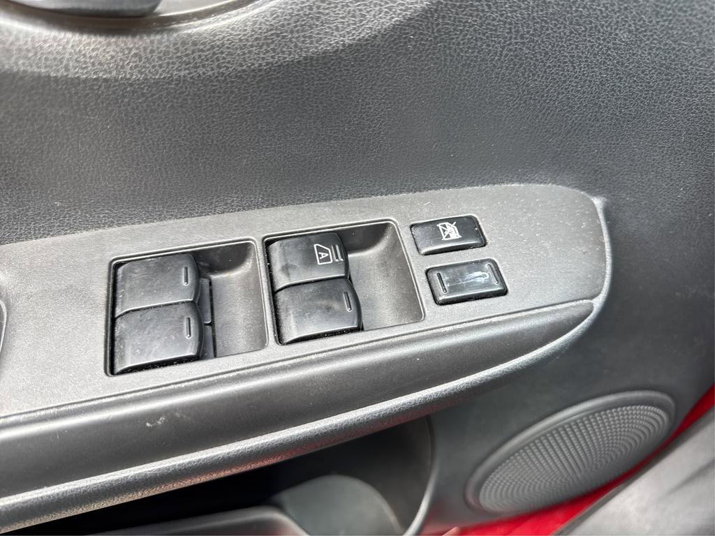 Used 2015 Nissan Versa Note SV image 54