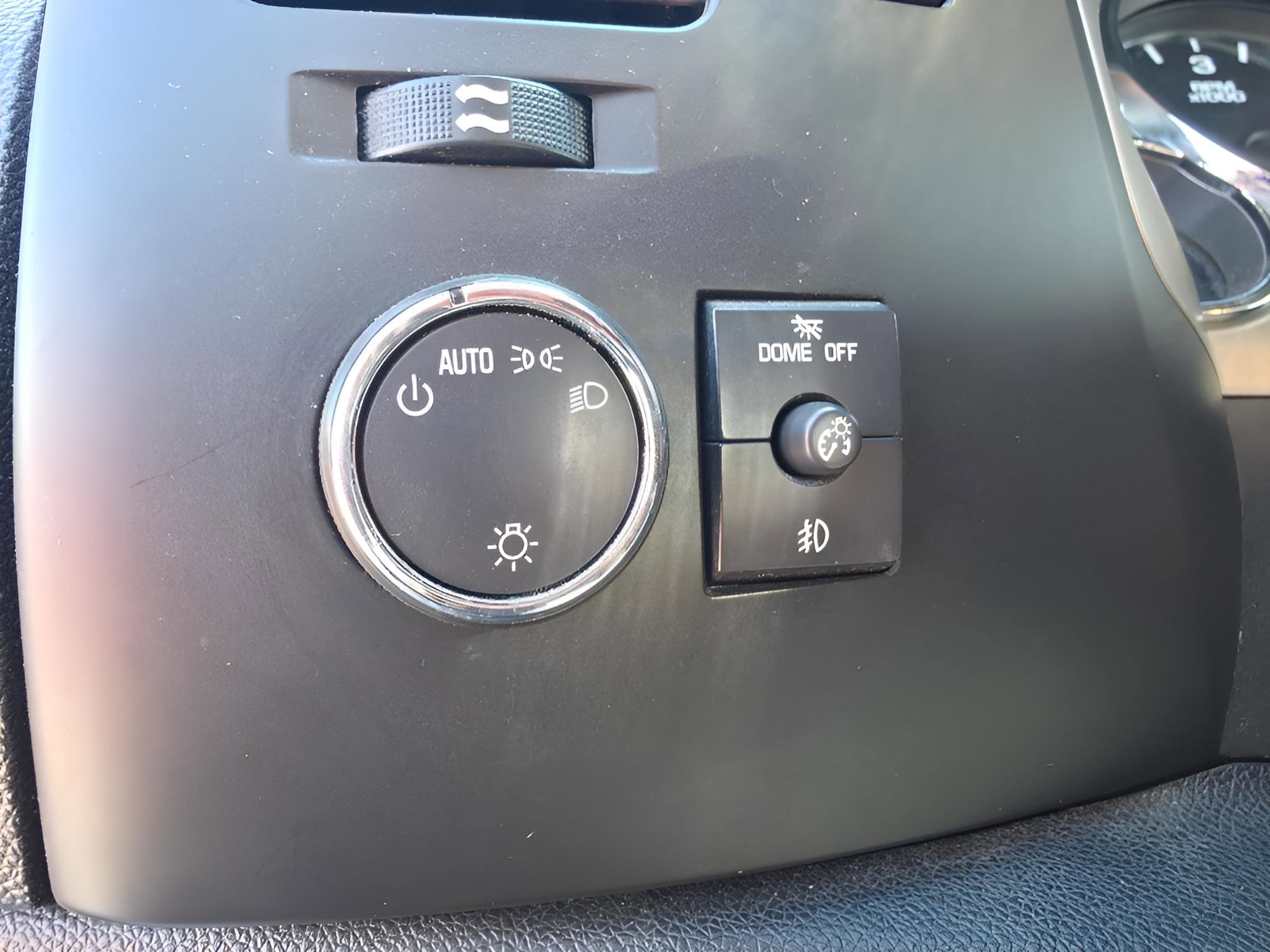 Used 2009 GMC Sierra 1500 SLE w/ Convenience Package image 18