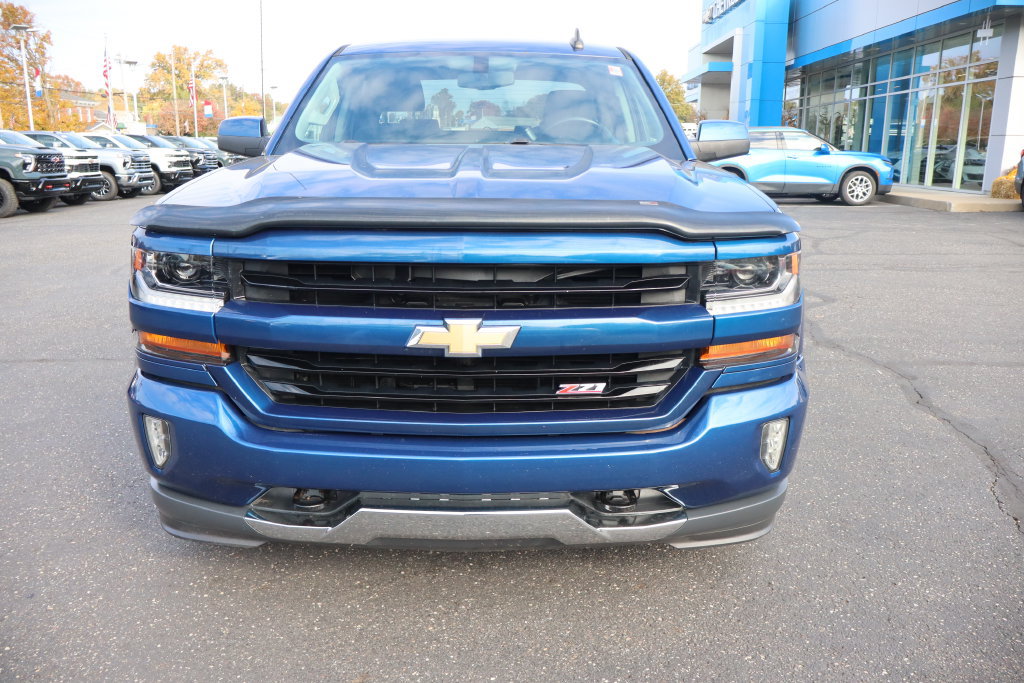 Used 2017 Chevrolet Silverado 1500 LT w/ All Star Edition AWD/4WD image 26