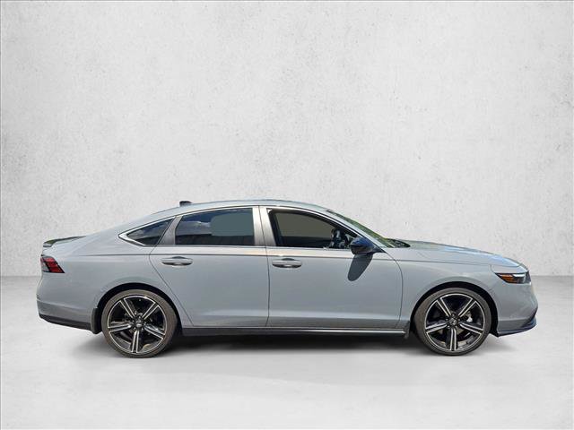 Used 2025 Honda Accord Sport image 5