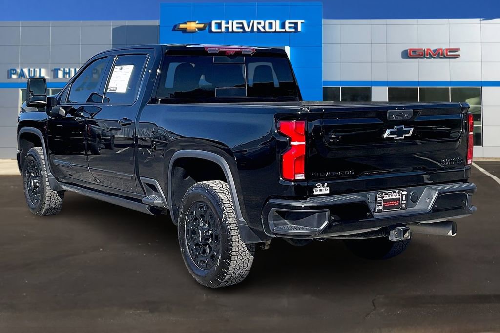 Used 2024 Chevrolet Silverado 2500 High Country w/ High Country Premium Package AWD/4WD image 4