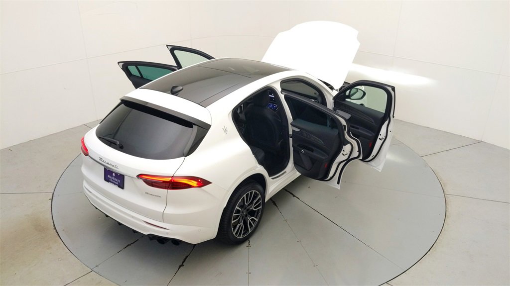 New 2024 Maserati Grecale GT image 37