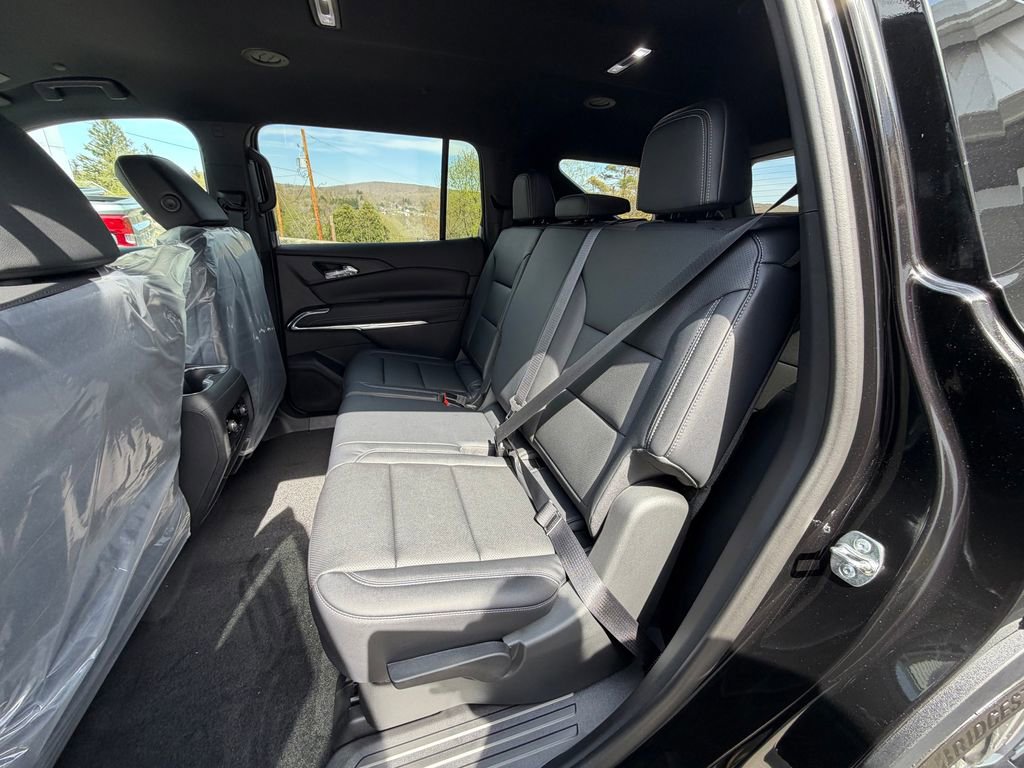 New 2026 Chevrolet Traverse LT AWD/4WD image 10