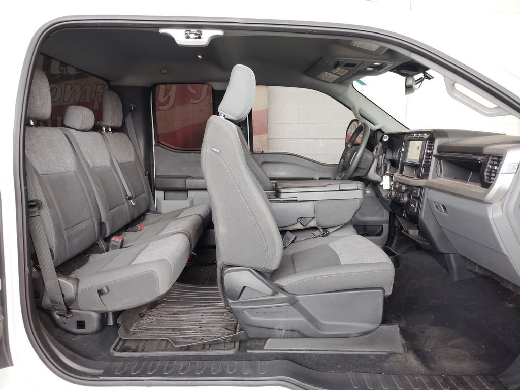 Used 2023 Ford F250 XLT AWD/4WD image 15