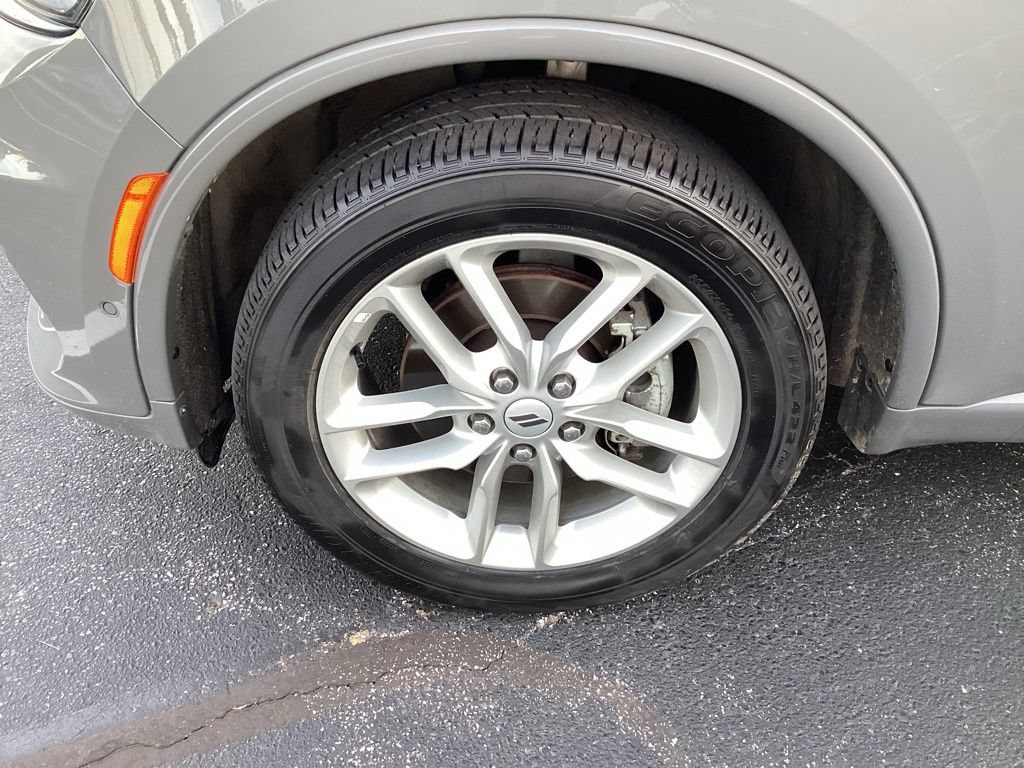 Used 2025 Dodge Durango GT AWD/4WD image 38