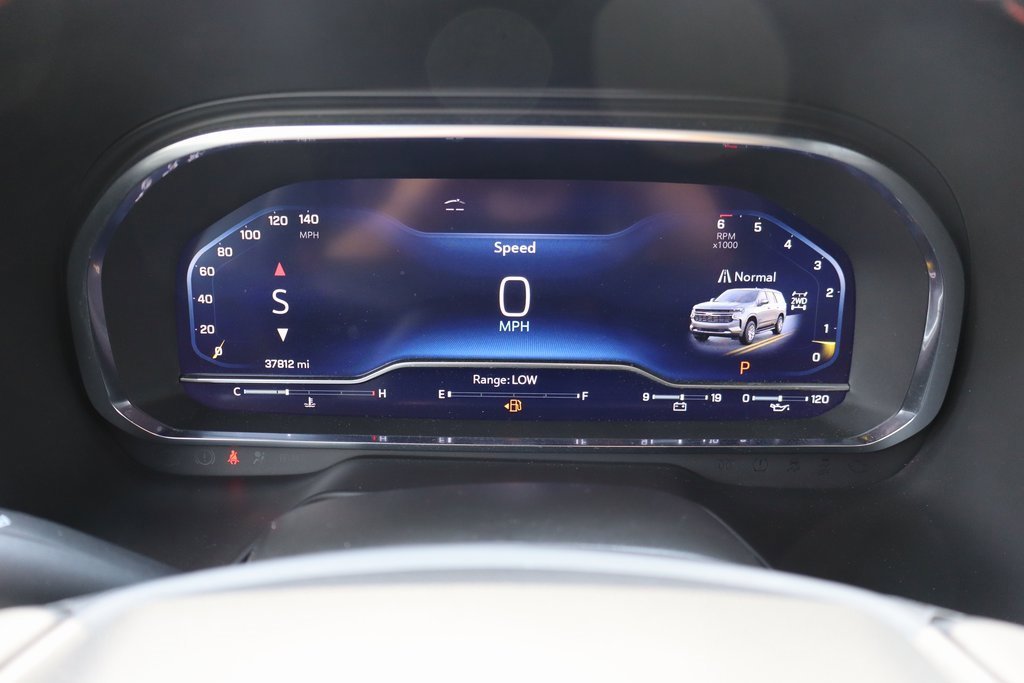 Used 2024 Chevrolet Suburban RST w/ Luxury Package image 42