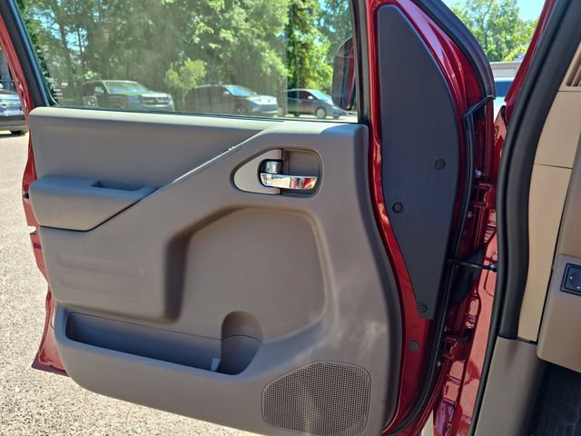 Used 2017 Nissan Frontier SV RWD image 30