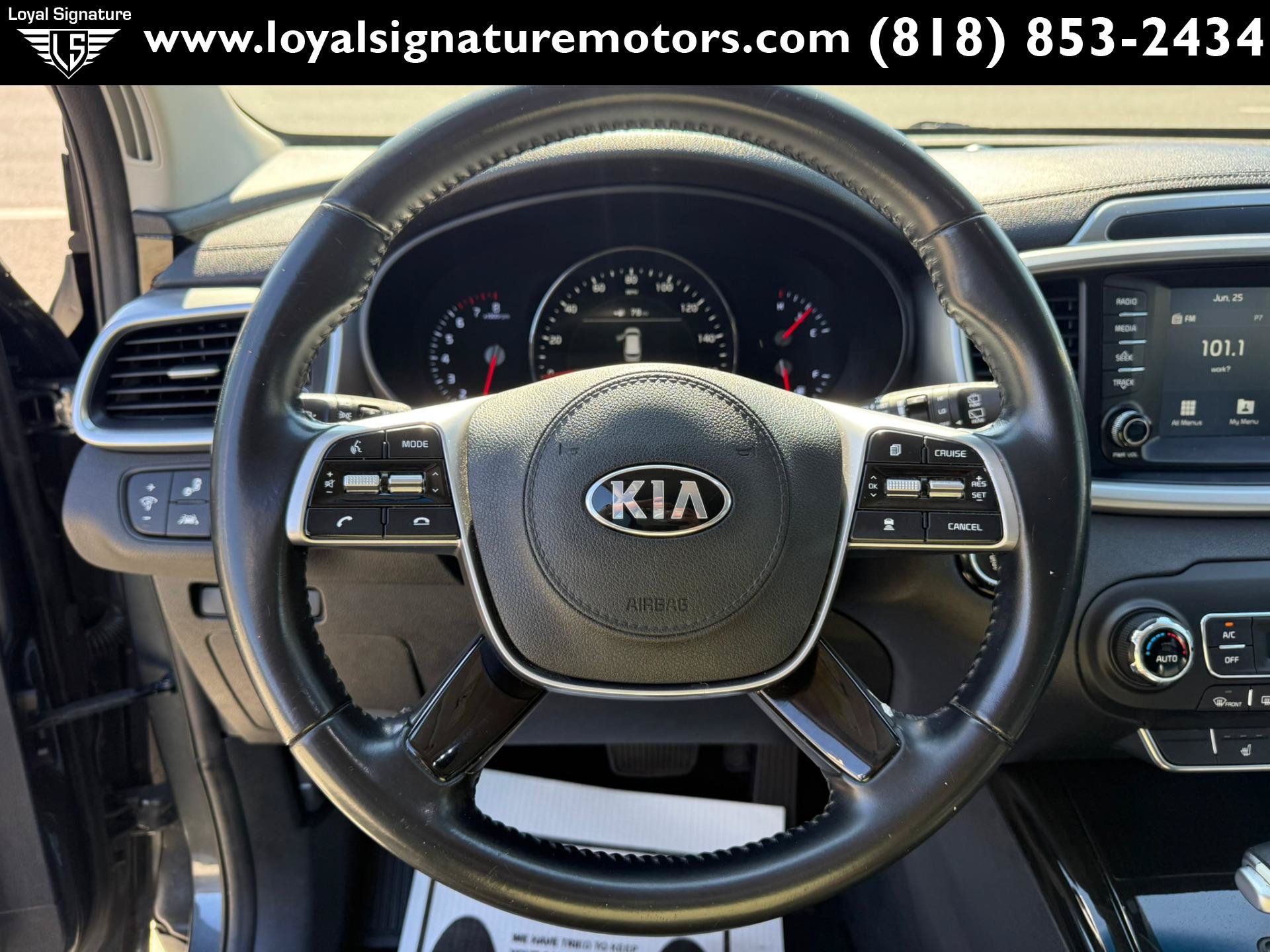Used 2020 Kia Sorento EX FWD image 28