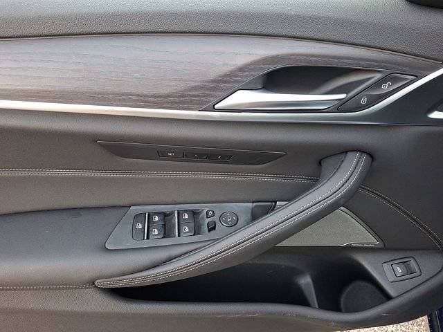 Used 2022 BMW 530i xDrive w/ Premium Package AWD/4WD image 13