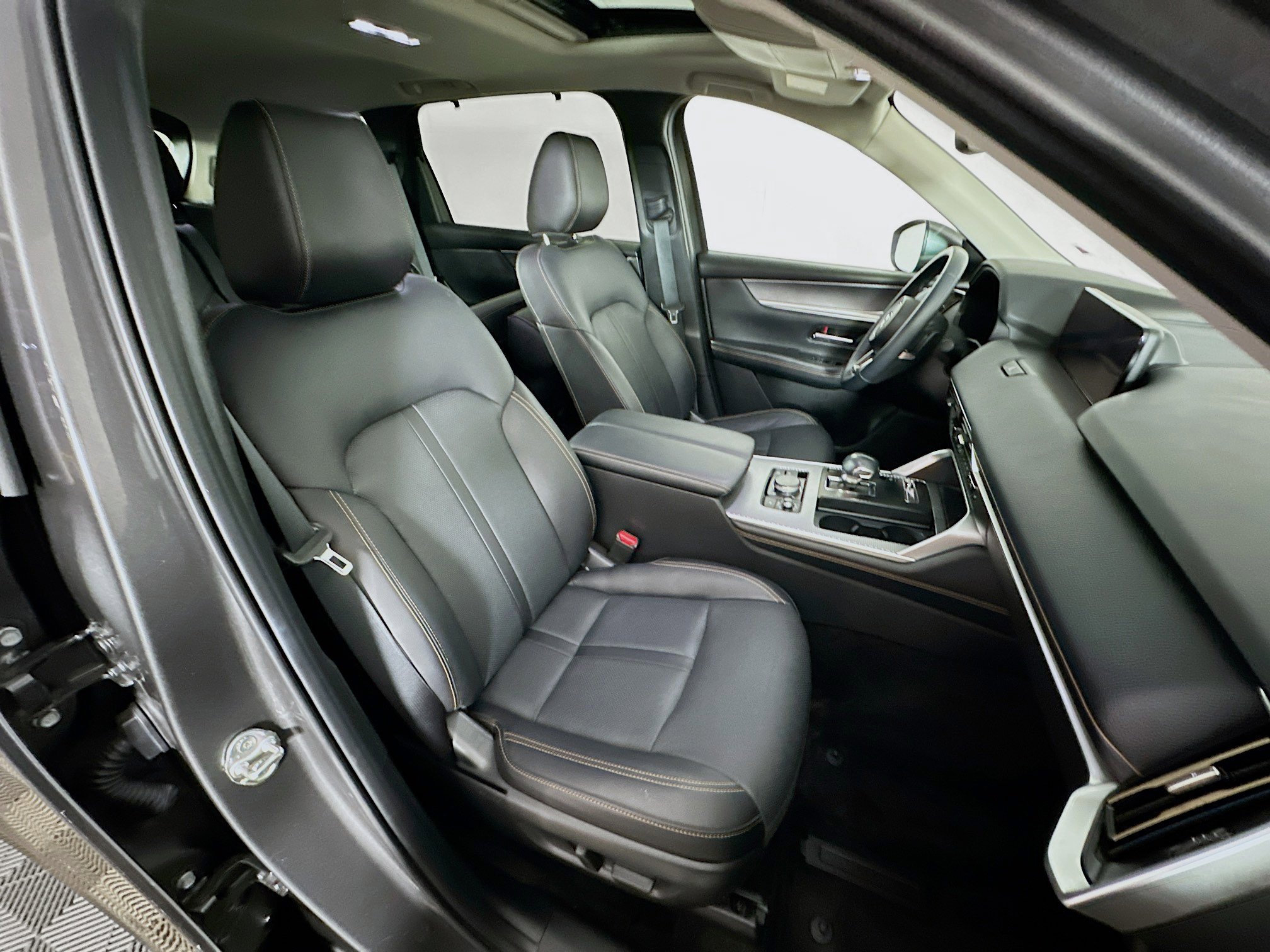 Used 2024 MAZDA CX-90 Plug-In Hybrid w/ Preferred image 35