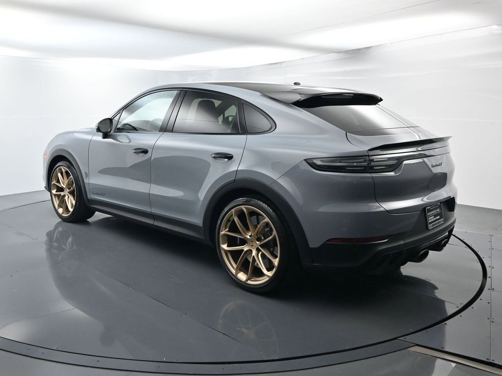 Used 2023 Porsche Cayenne Turbo GT image 3