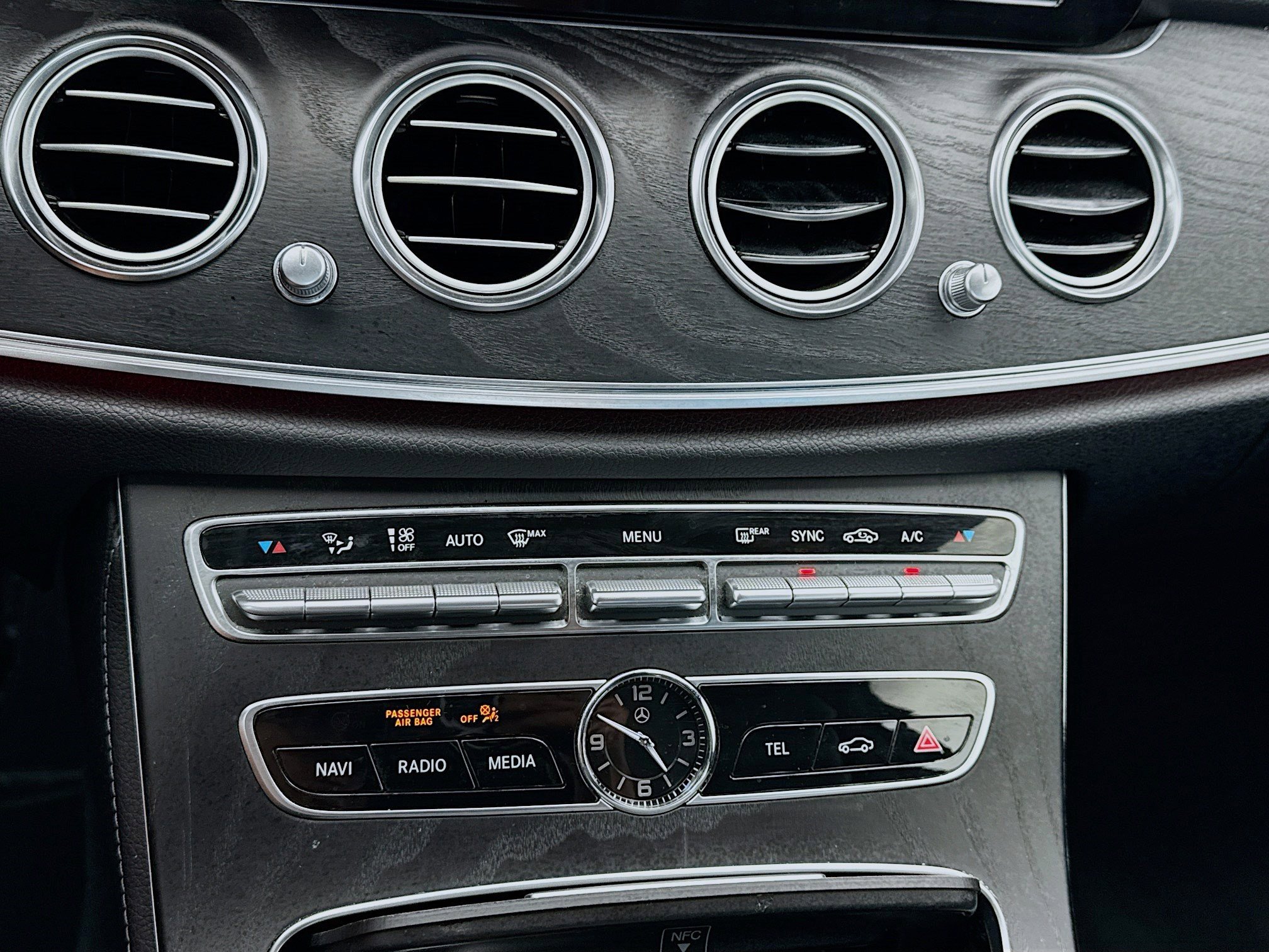 Used 2019 Mercedes-Benz E 300 image 12