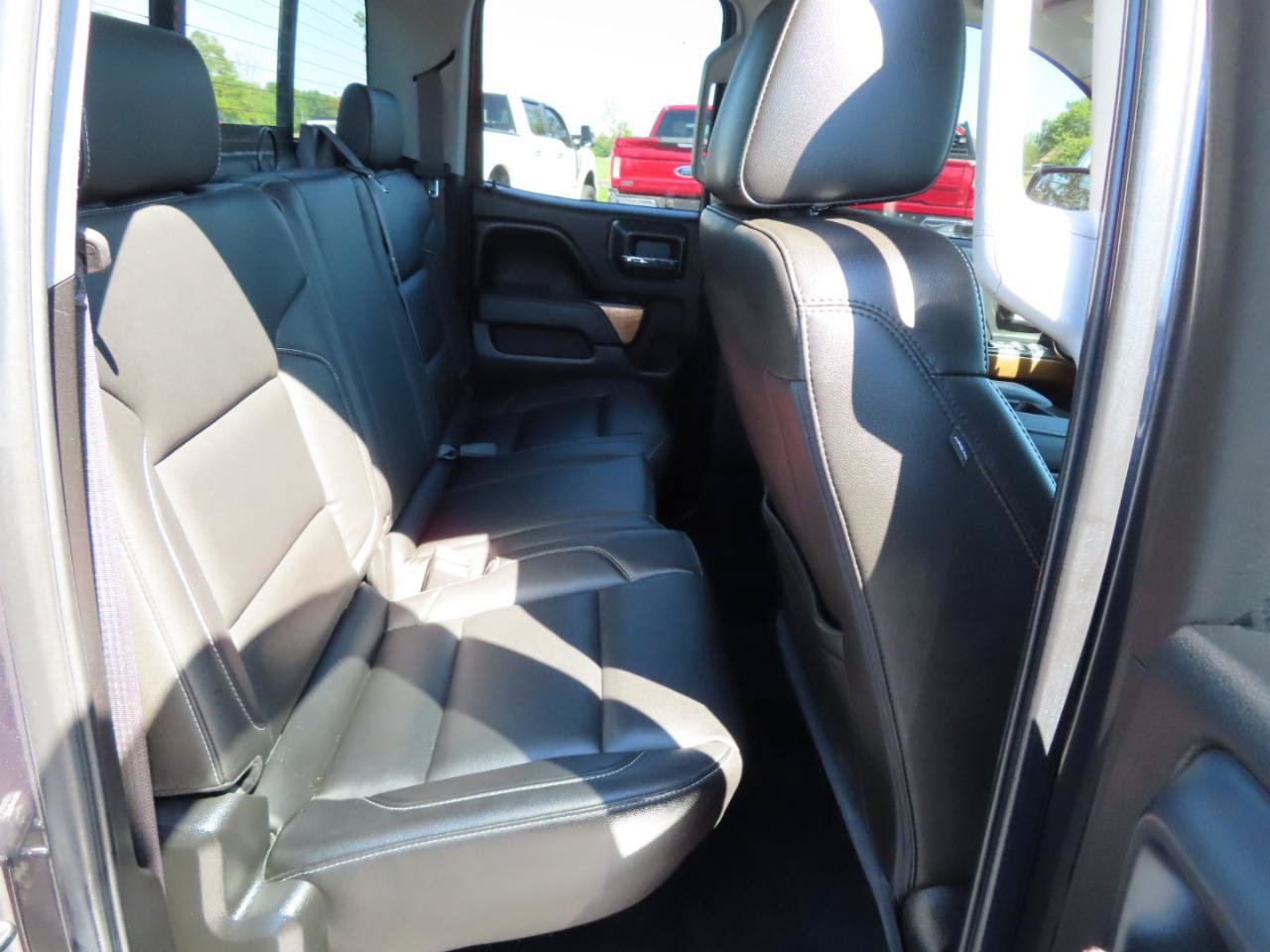 Used 2016 Chevrolet Silverado 1500 LTZ w/ Sport Package AWD/4WD image 48