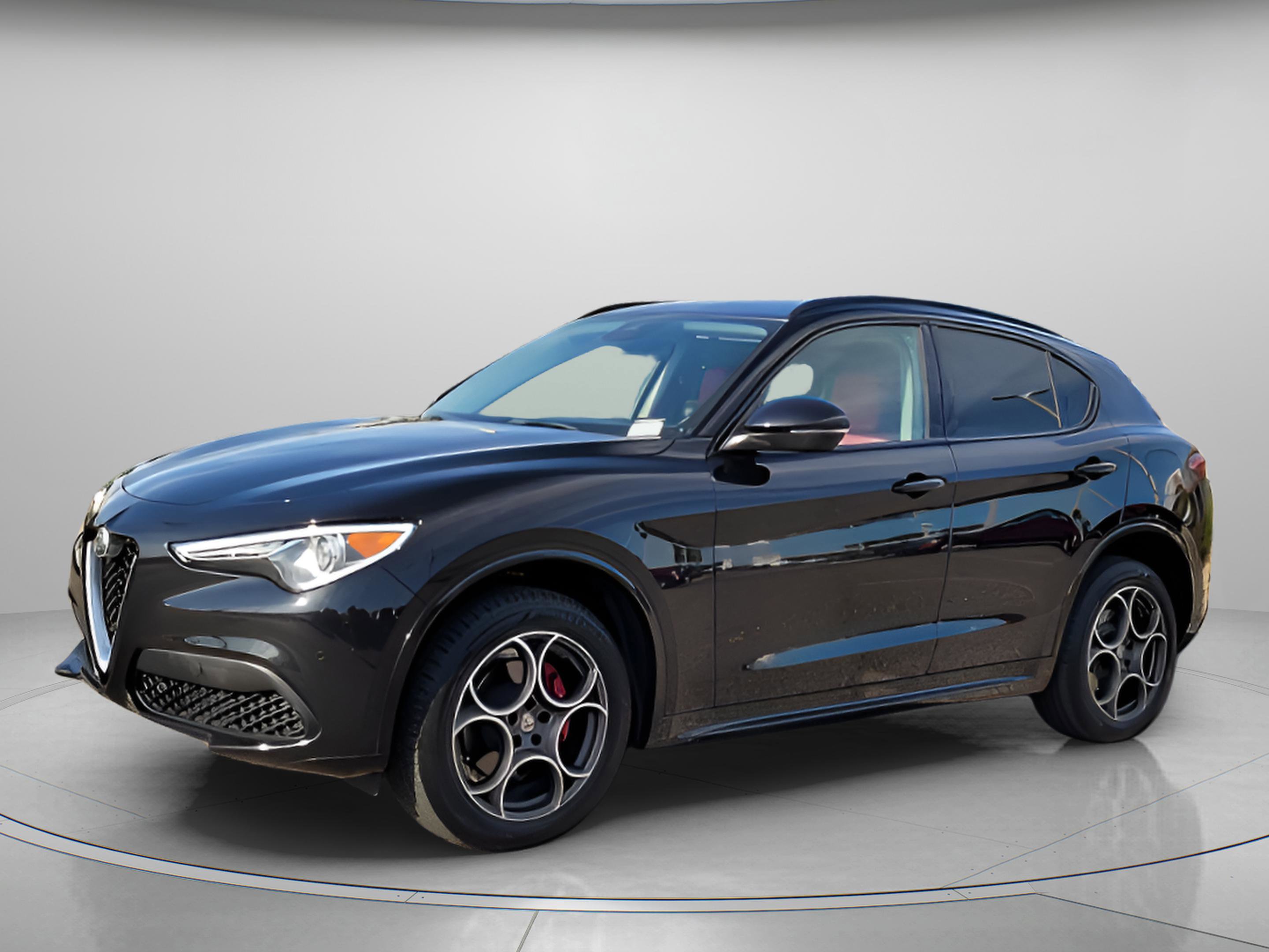 Used 2020 Alfa Romeo Stelvio Sport w/ Quick Order Package 22K Sport image 2