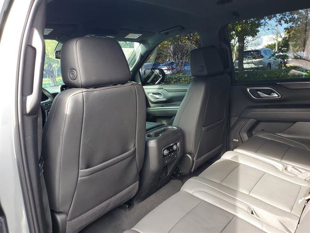 Used 2024 Chevrolet Suburban Z71 w/ Luxury Package image 15