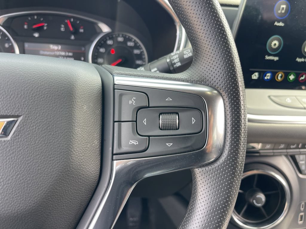 Used 2025 Chevrolet Blazer LT AWD/4WD image 22