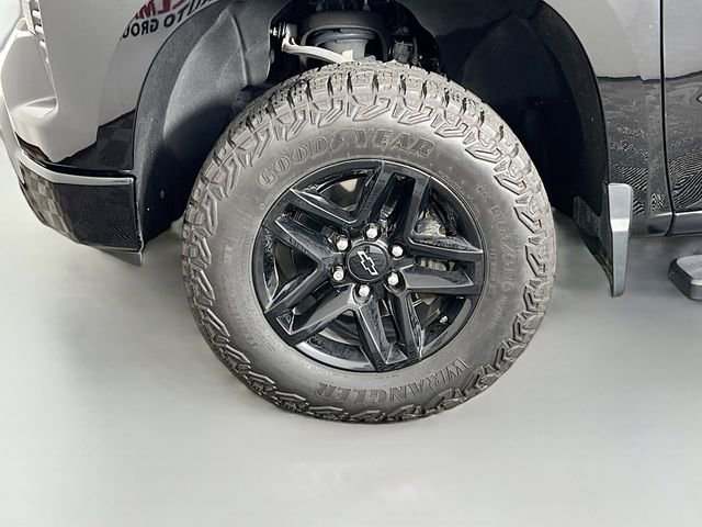 Used 2023 Chevrolet Silverado 1500 LT Trail Boss AWD/4WD image 26