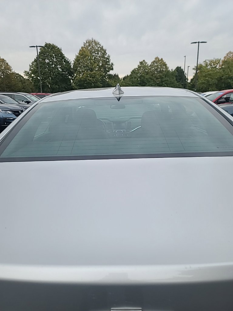 Used 2017 Chevrolet Impala LT FWD image 8