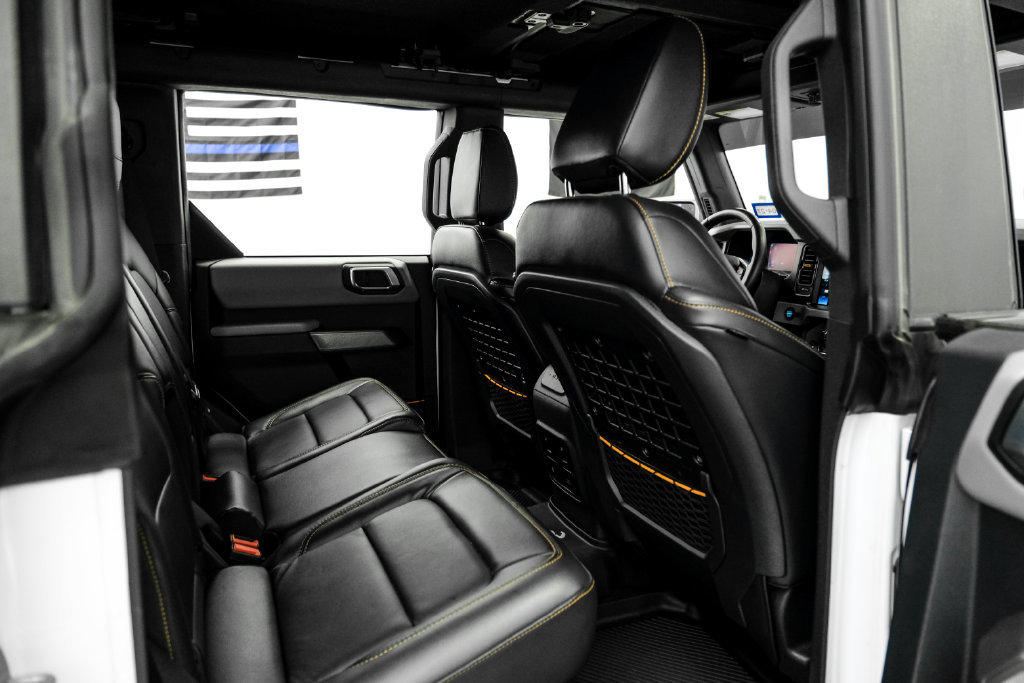 Used 2023 Ford Bronco Badlands w/ Sasquatch Package AWD/4WD image 39