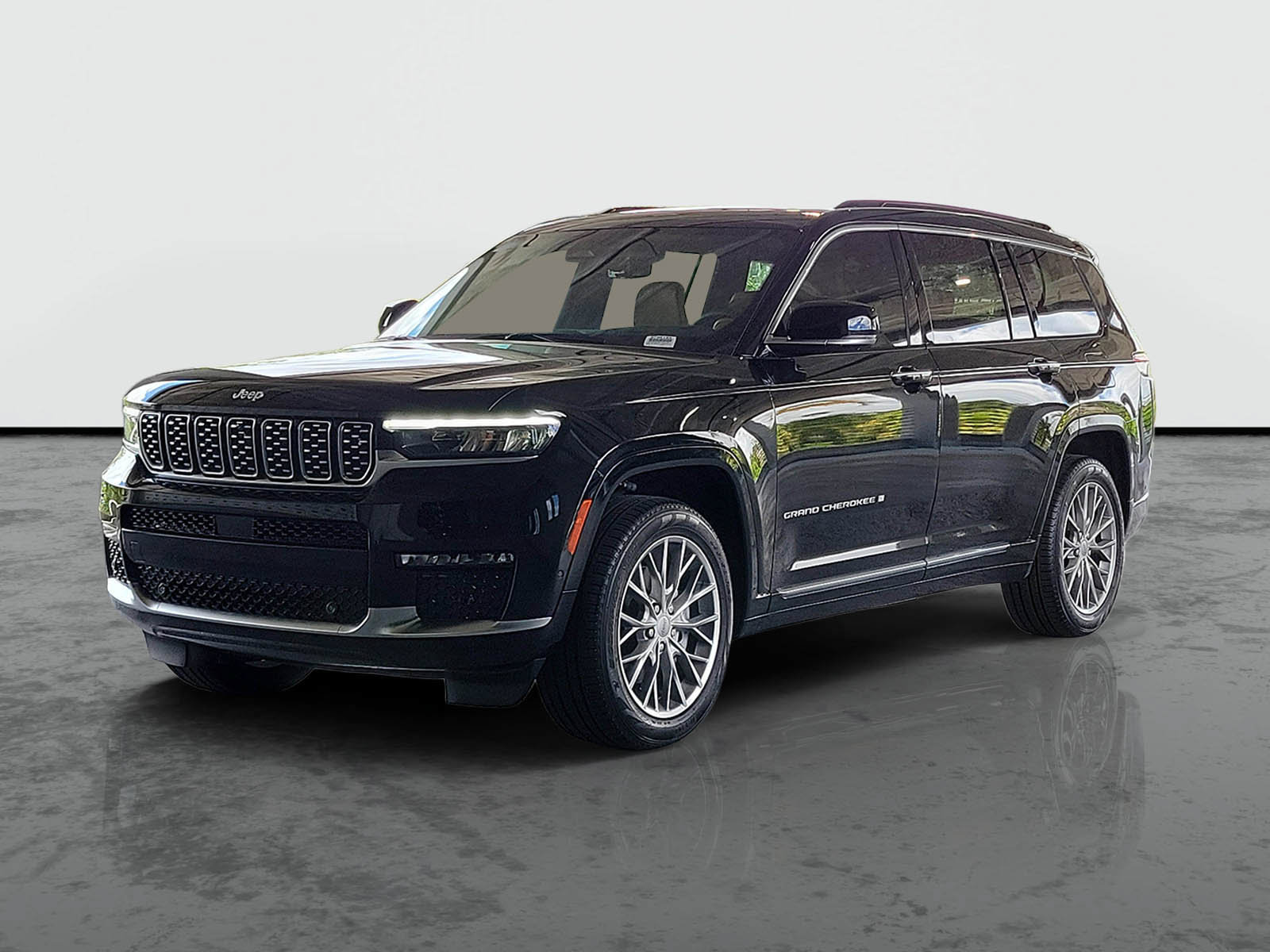 New 2025 Jeep Grand Cherokee L Summit w/ Advanced Protech Group IV AWD/4WD image 4