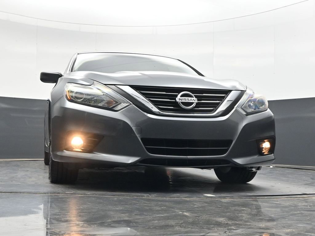 Used 2018 Nissan Altima 2.5 SR FWD image 24