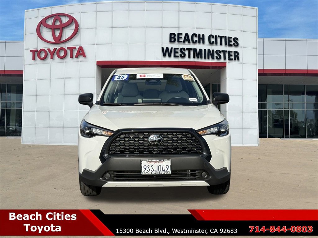 Certified 2025 Toyota Corolla Cross L image 4