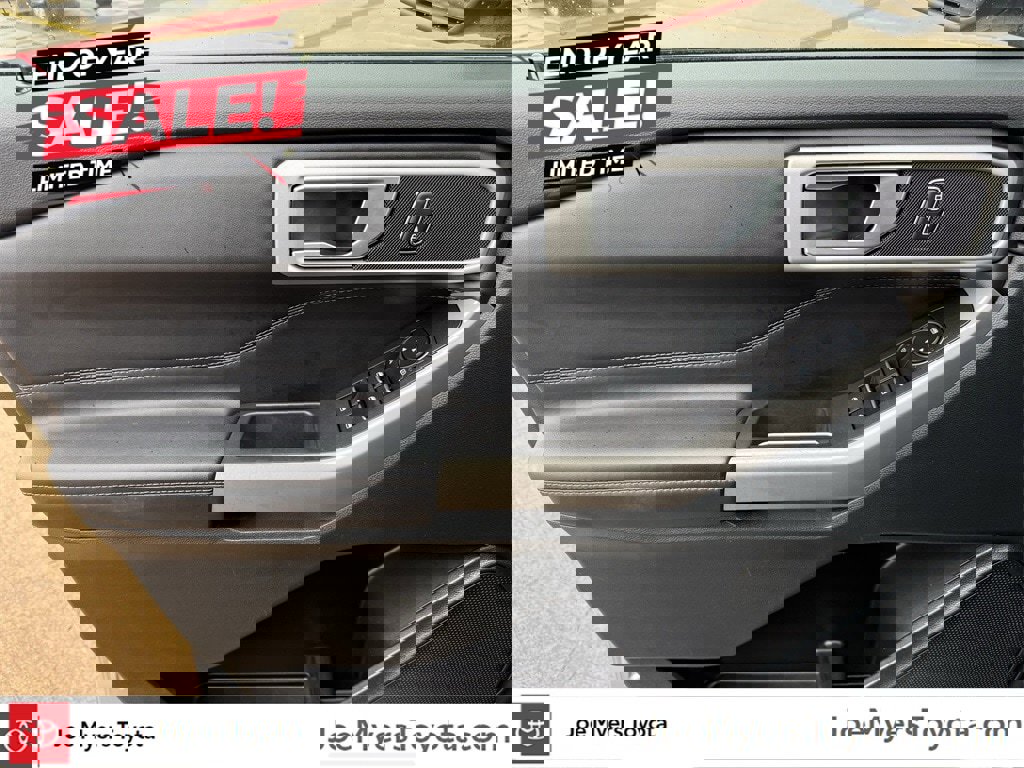 Used 2023 Ford Explorer XLT w/ Equipment Group 202A image 22