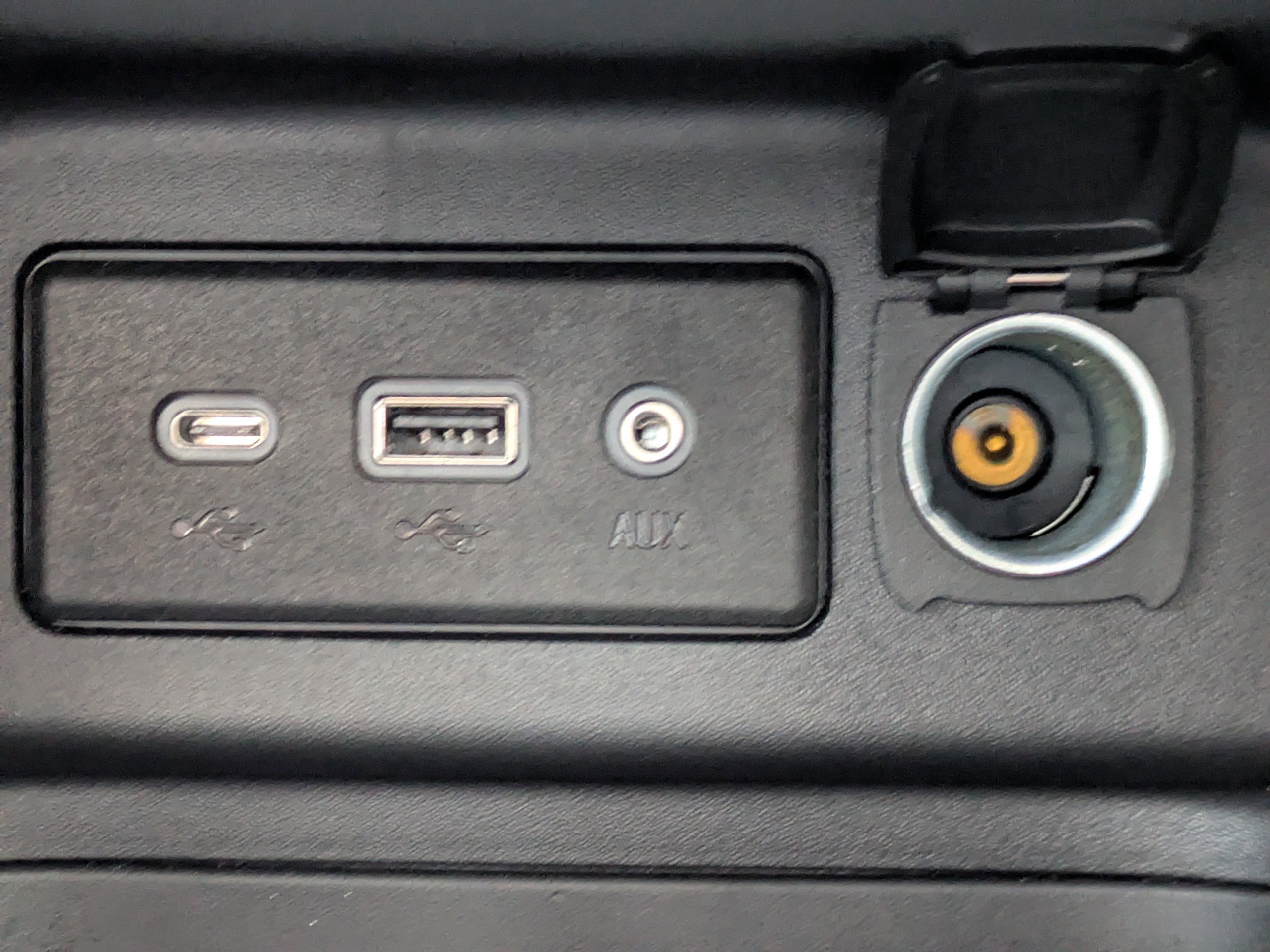 Used 2023 Chevrolet Equinox LT image 22