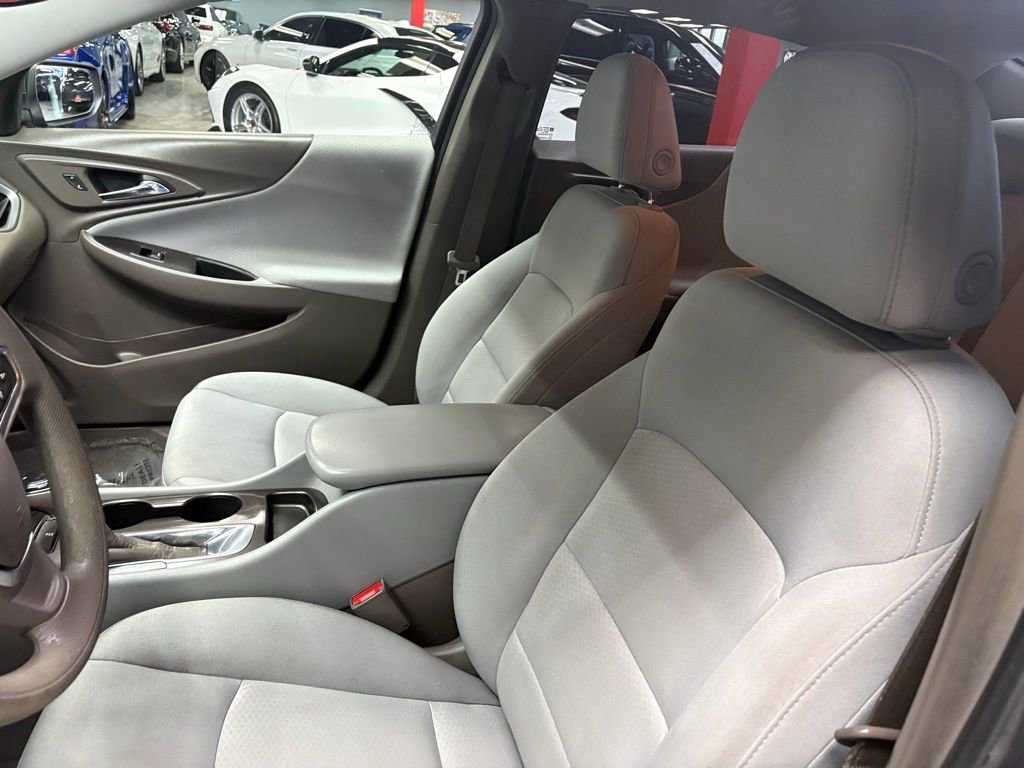 Used 2019 Chevrolet Malibu LS FWD image 17