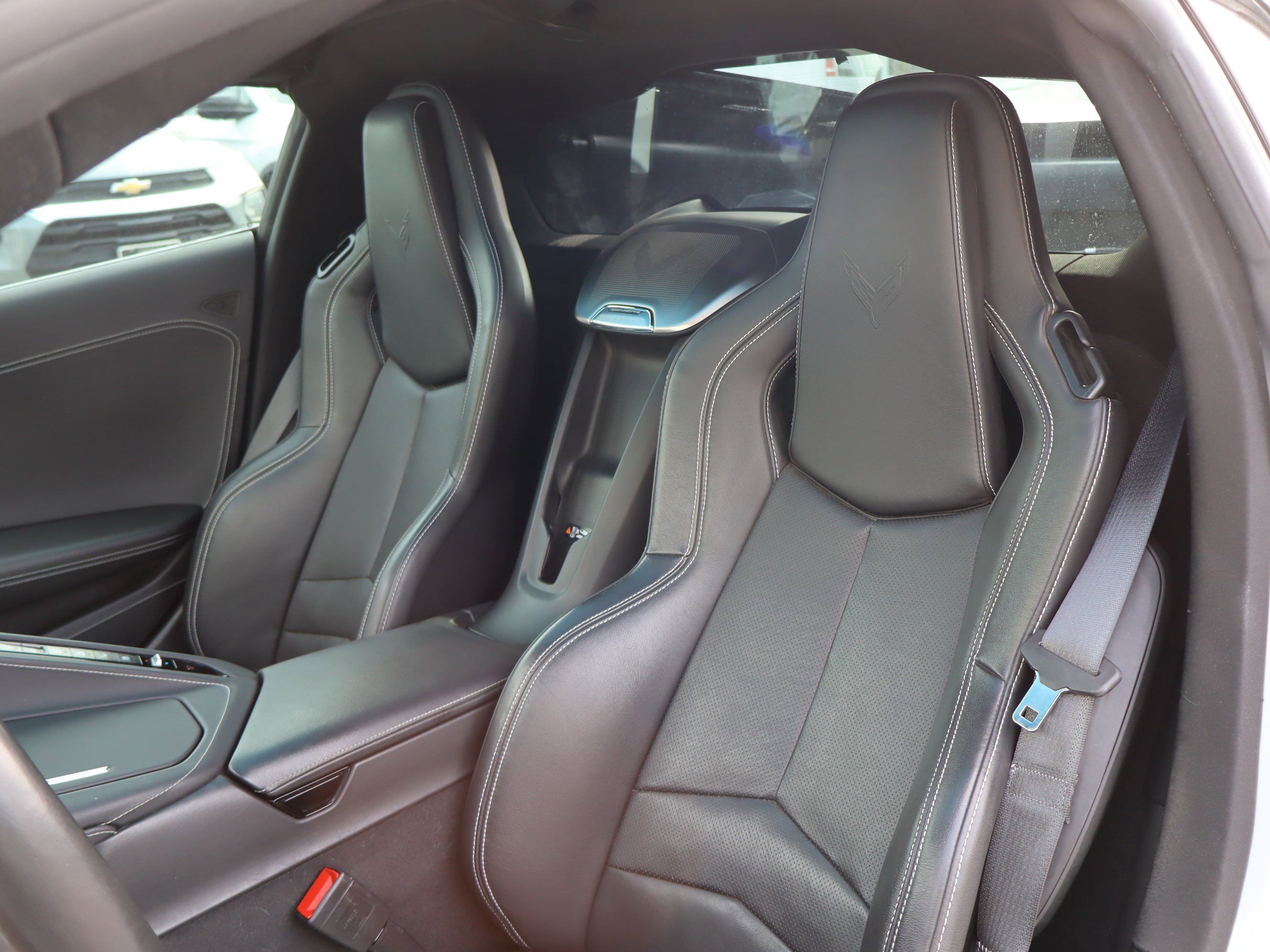 Used 2020 Chevrolet Corvette Stingray Preferred Cpe w/ 2LT Preferred Equipment Group image 16