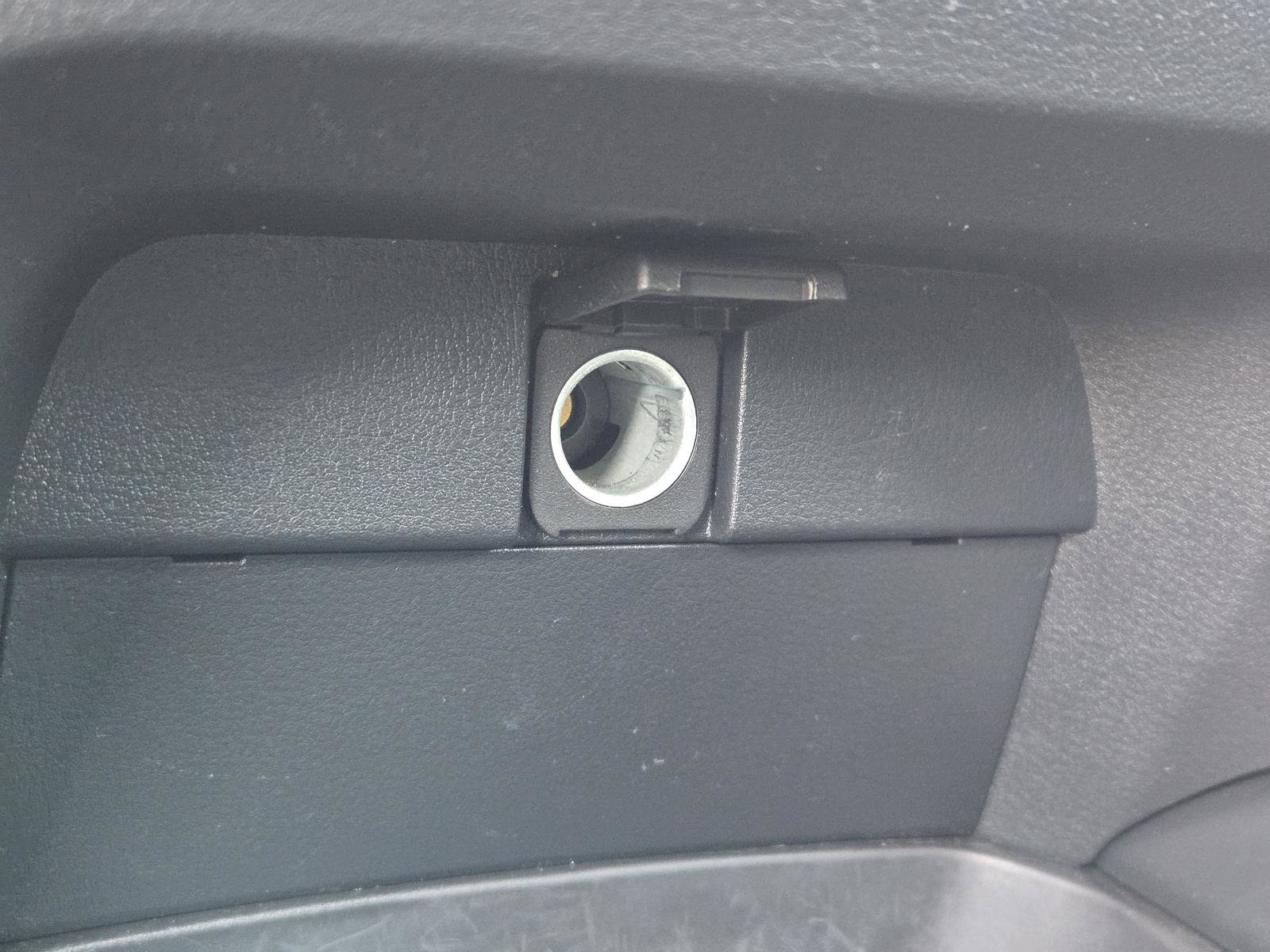 Used 2023 MAZDA CX-50 2.5 S w/ Preferred Plus Pkg image 12