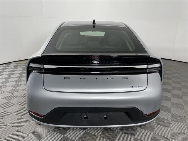 New 2026 Toyota Prius Plug-In Hybrid image 5