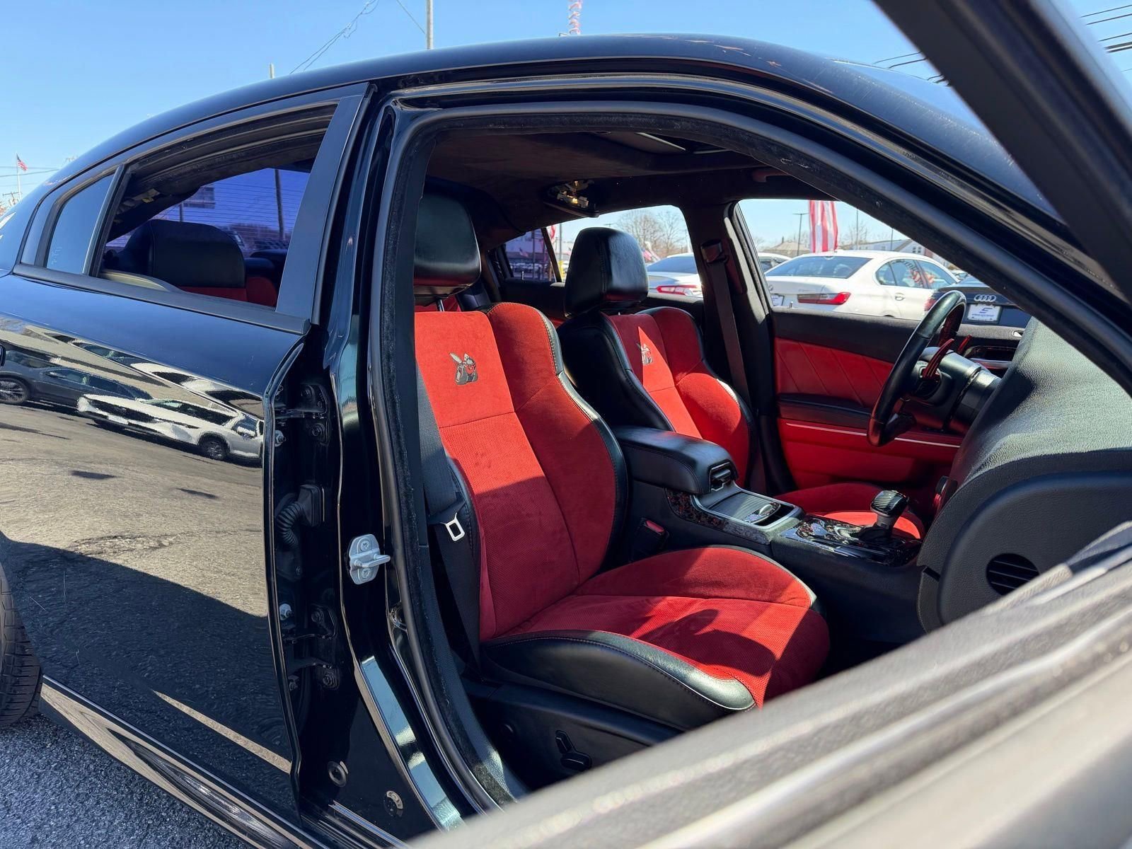 Used 2018 Dodge Charger R/T Scat Pack image 8