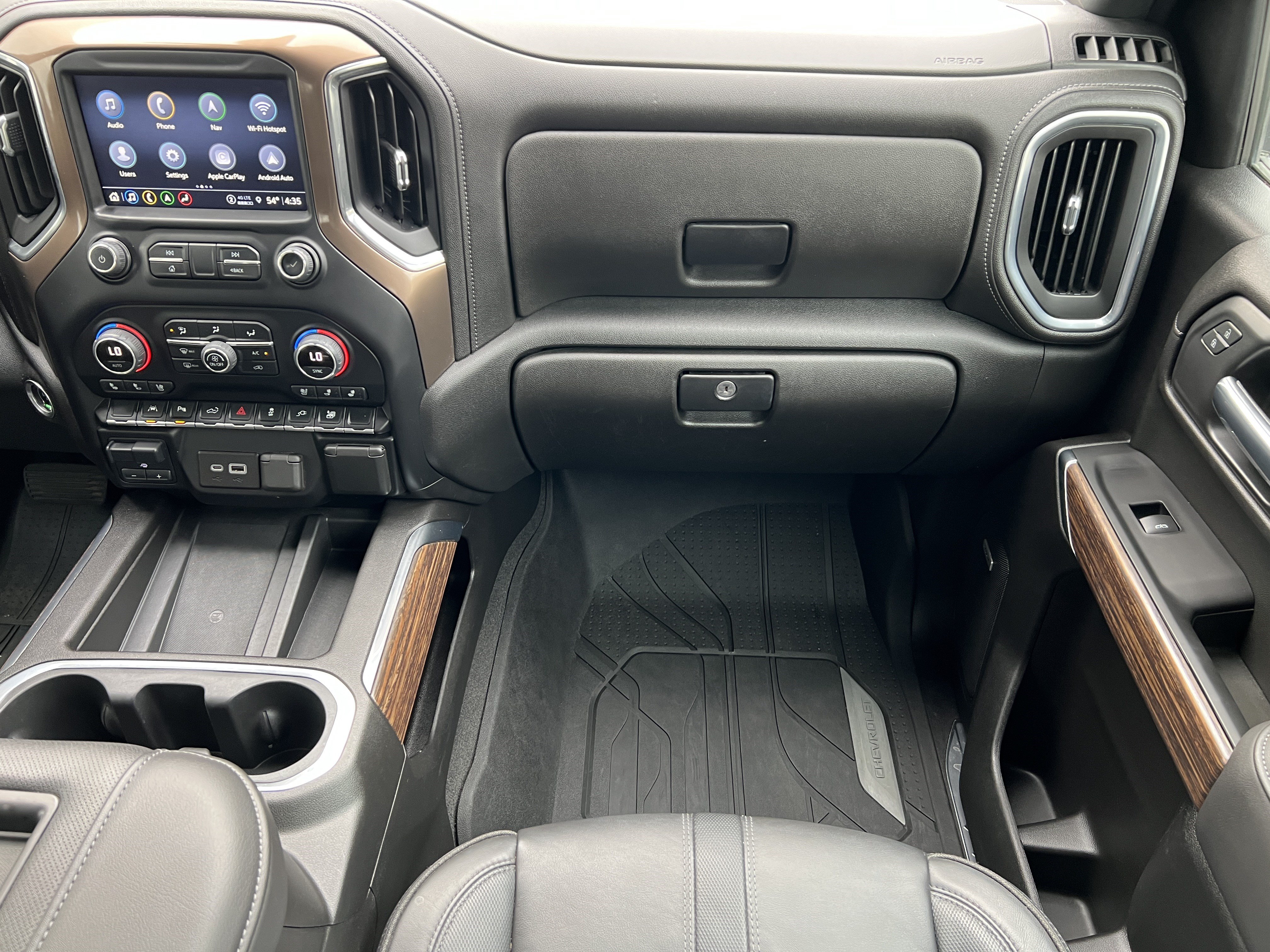 Used 2022 Chevrolet Silverado 1500 High Country w/ Safety Package II AWD/4WD image 34