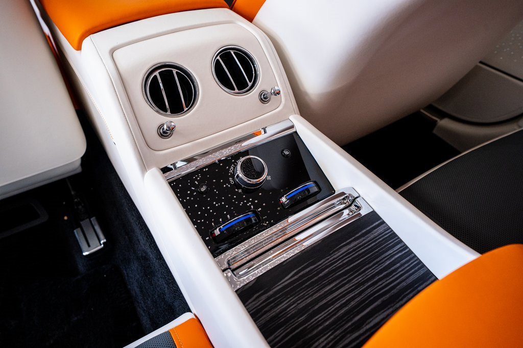 Used 2024 Rolls-Royce Spectre w/ Spectre Launch Package image 58