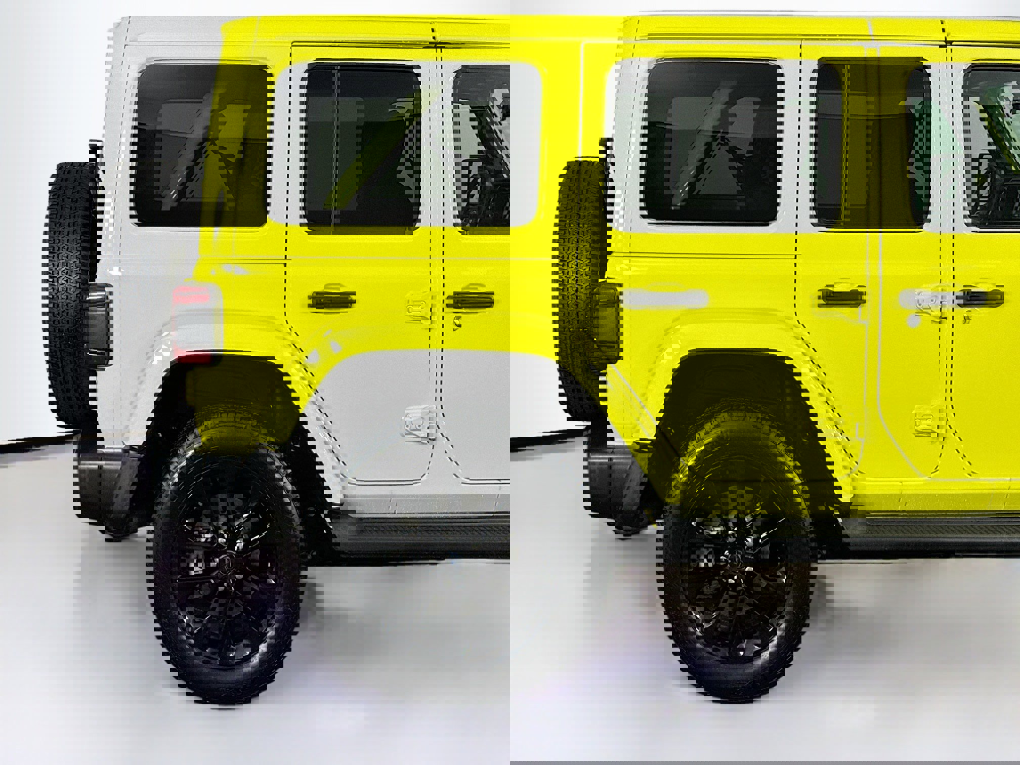 Used 2024 Jeep Wrangler Sahara w/ Technology Group image 43