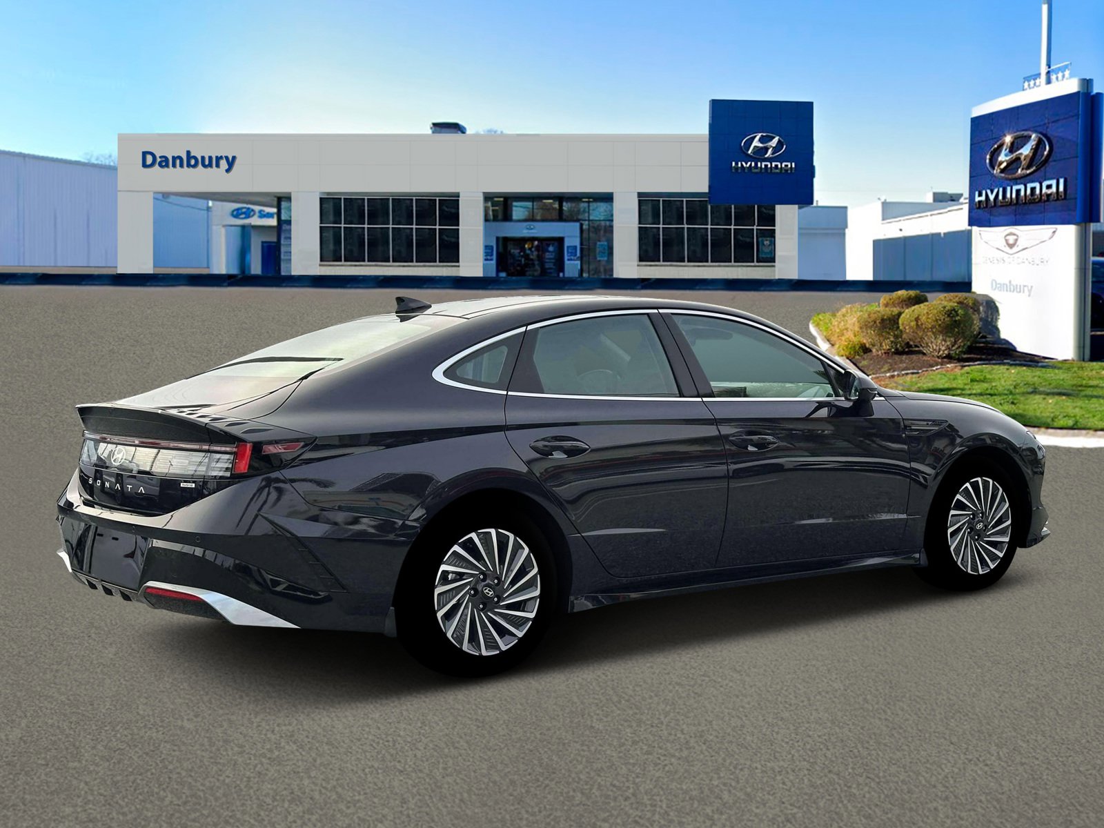 New 2026 Hyundai Sonata Limited FWD image 8