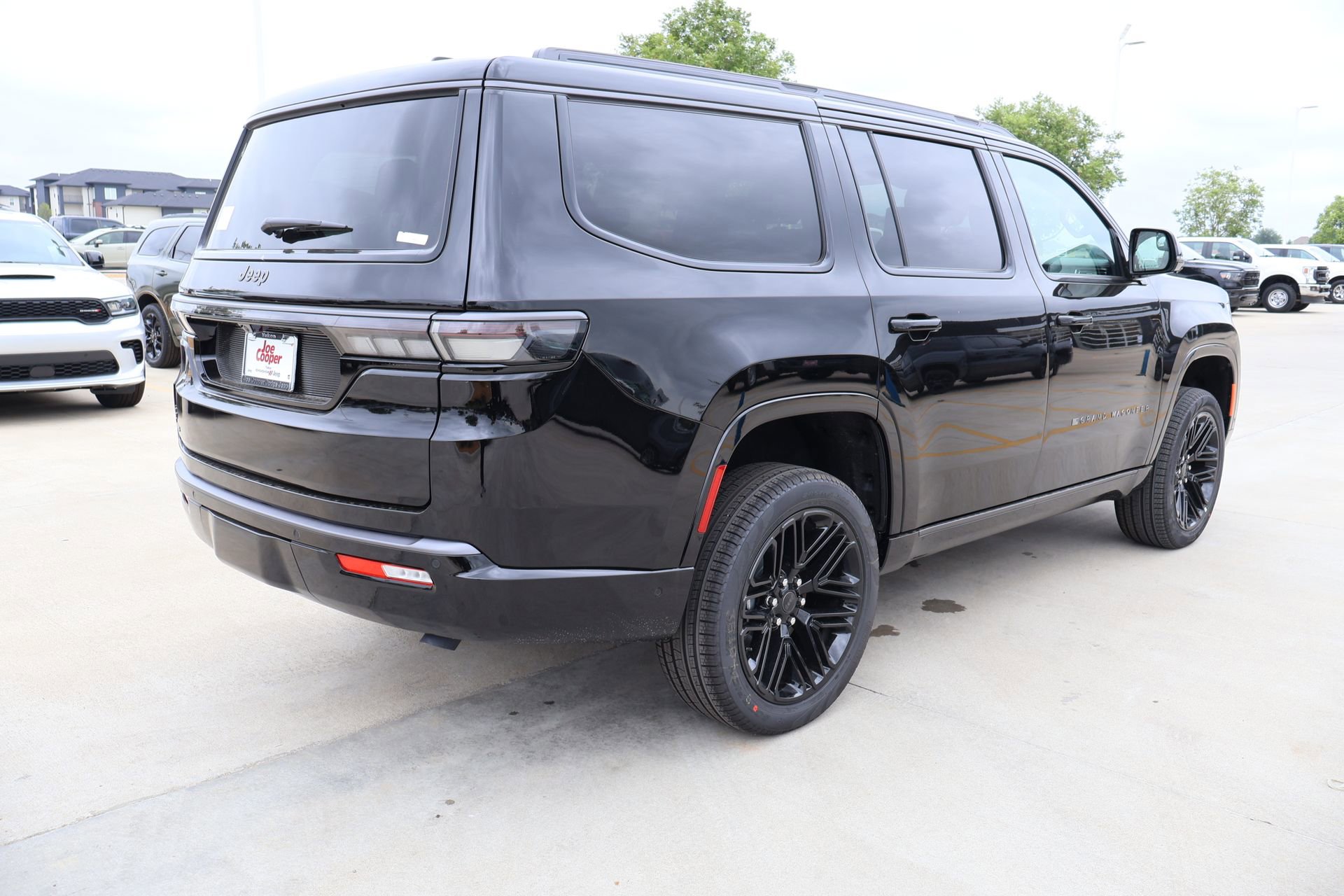 New 2026 Jeep Grand Wagoneer Limited AWD/4WD image 24