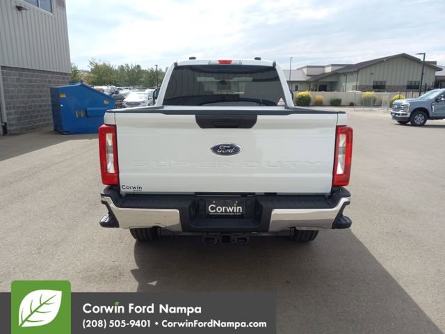 New 2026 Ford F350 XLT w/ Snow Plow/Camper Package image 4