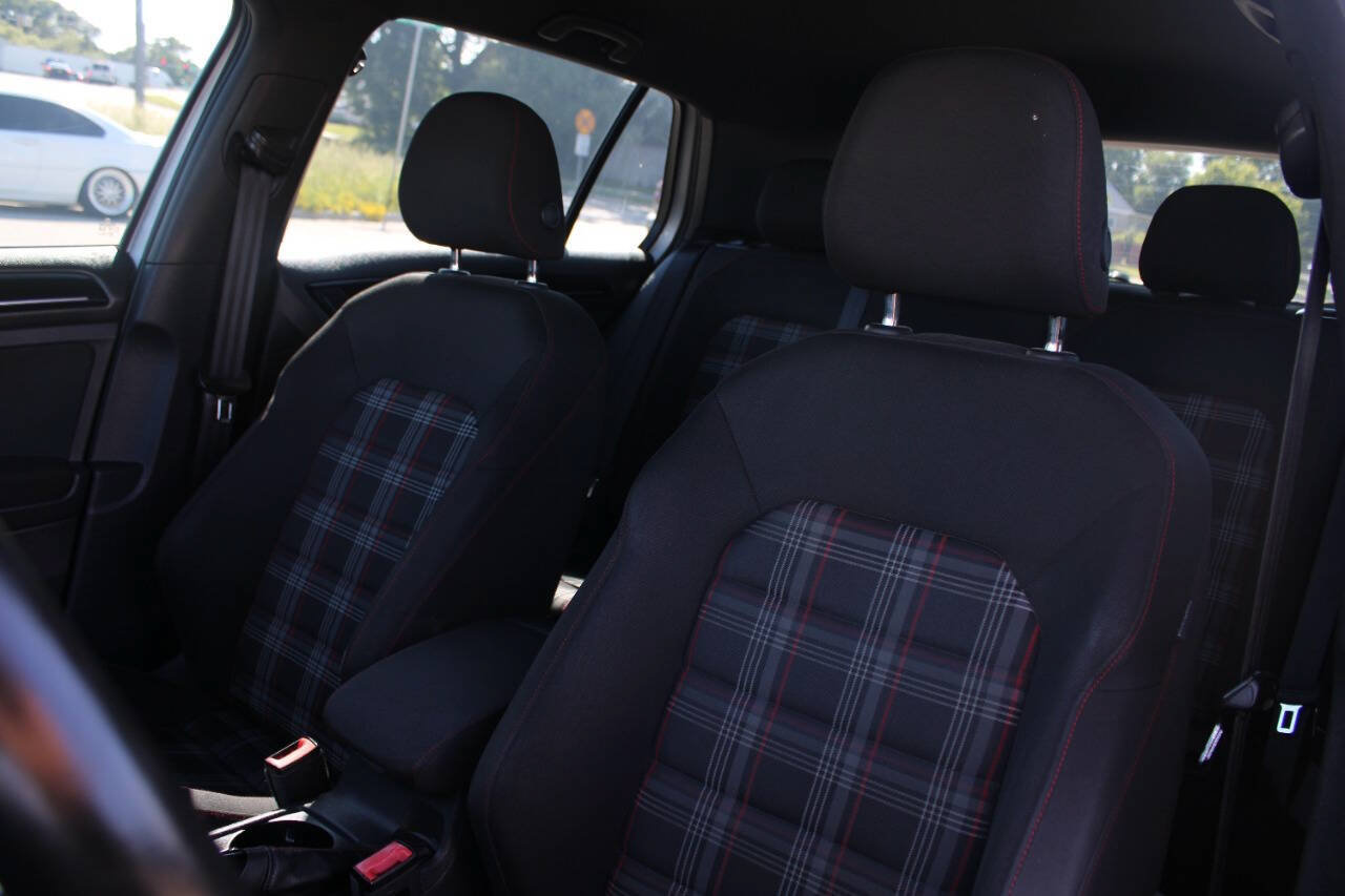 Used 2016 Volkswagen GTI S FWD image 21
